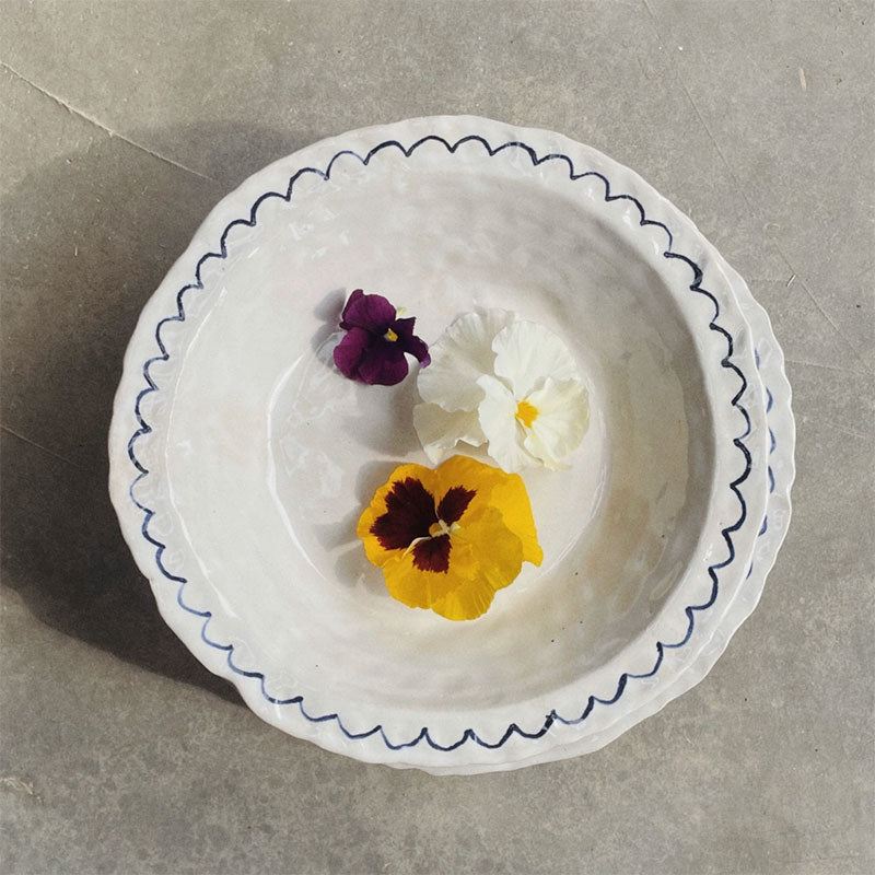 Scallop Pasta plate in Stoneware